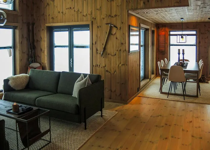 With Sauna And Views Over Hallingdal 度假居 *