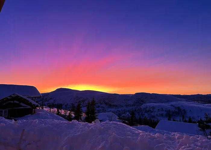With Sauna And Views Over Hallingdal 度假居 Flå